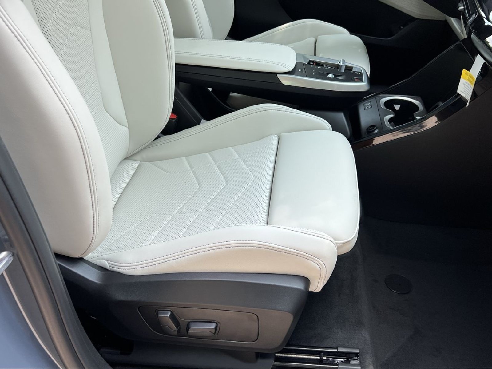 New 2026 BMW X1 xDrive28i w/ Convenience Package AWD/4WD image 35
