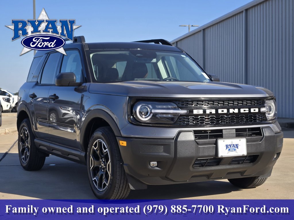 Used 2026 Ford Bronco Sport Outer Banks AWD/4WD image 2