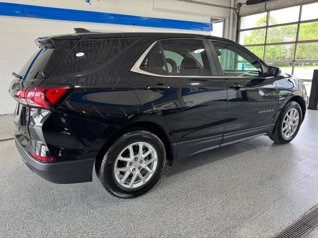 Used 2023 Chevrolet Equinox LT FWD image 11