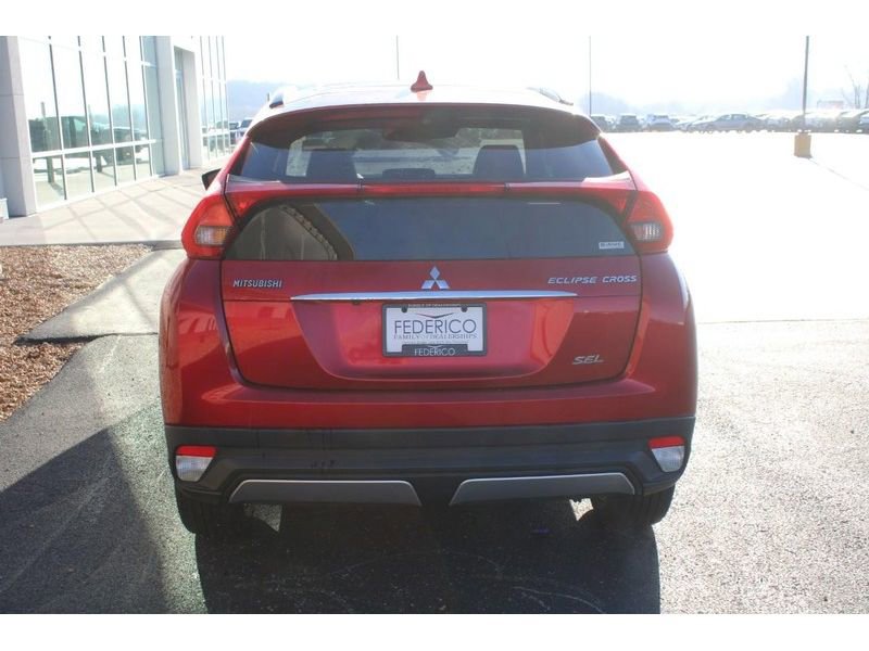 Used 2018 Mitsubishi Eclipse Cross SEL image 4