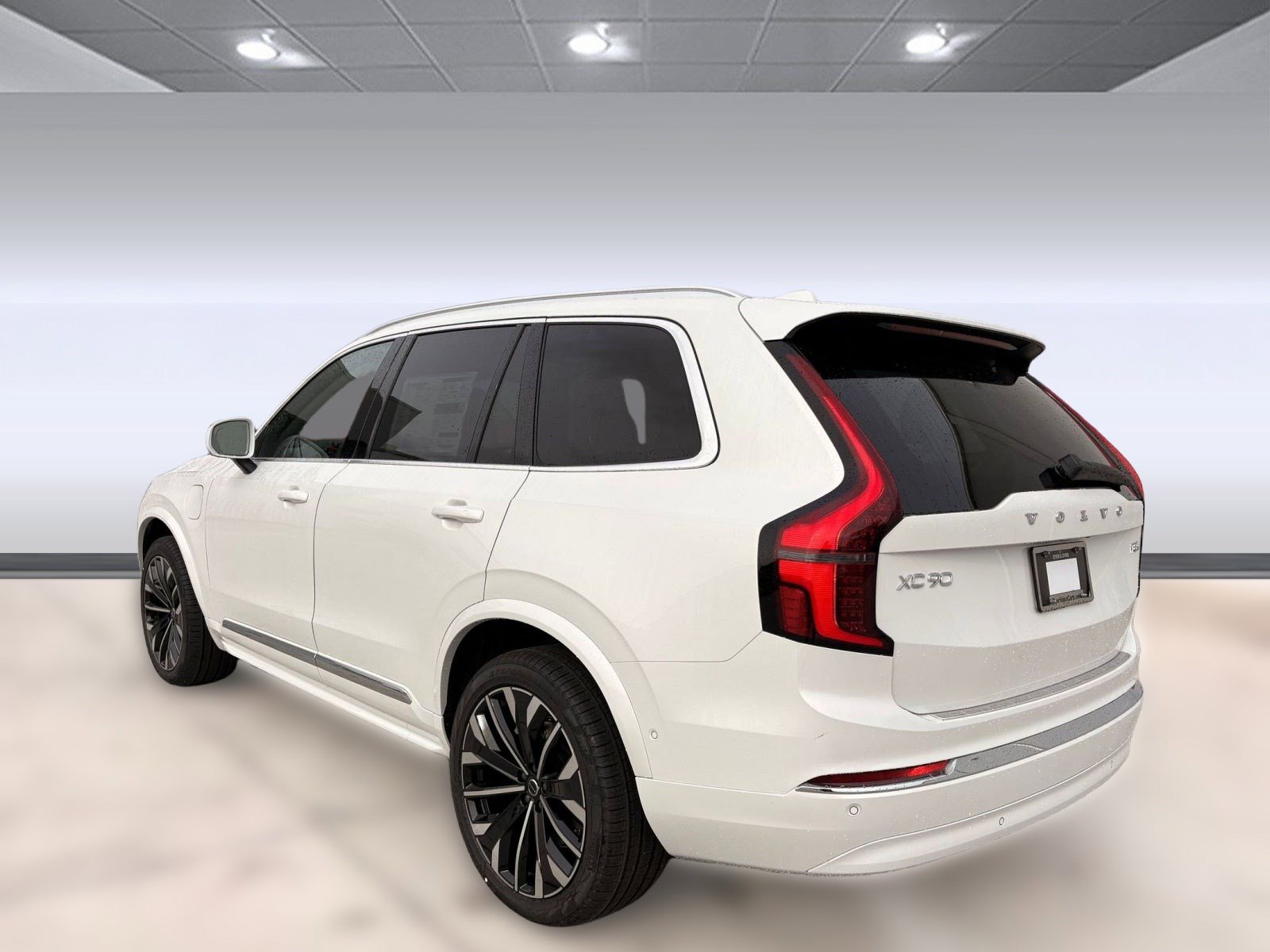 New 2026 Volvo XC90 T8 Ultra image 3