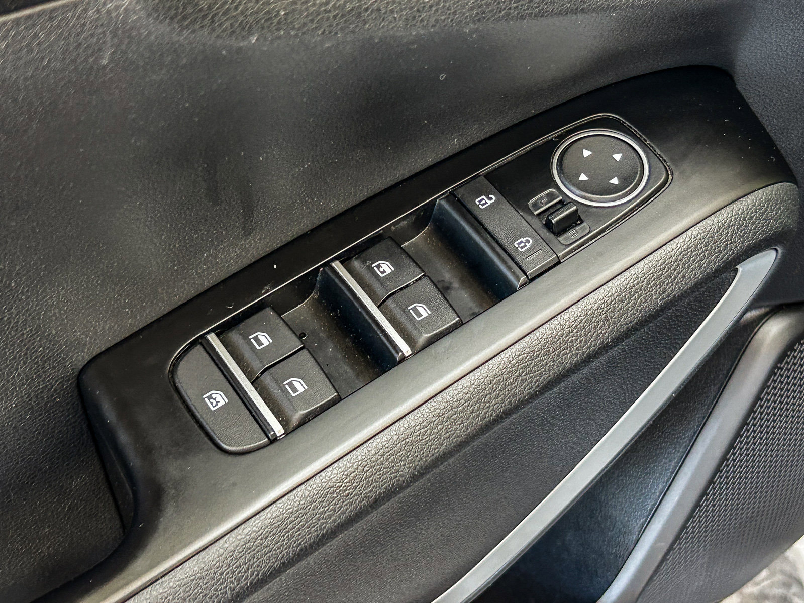 Used 2020 Kia Soul X-Line FWD image 25