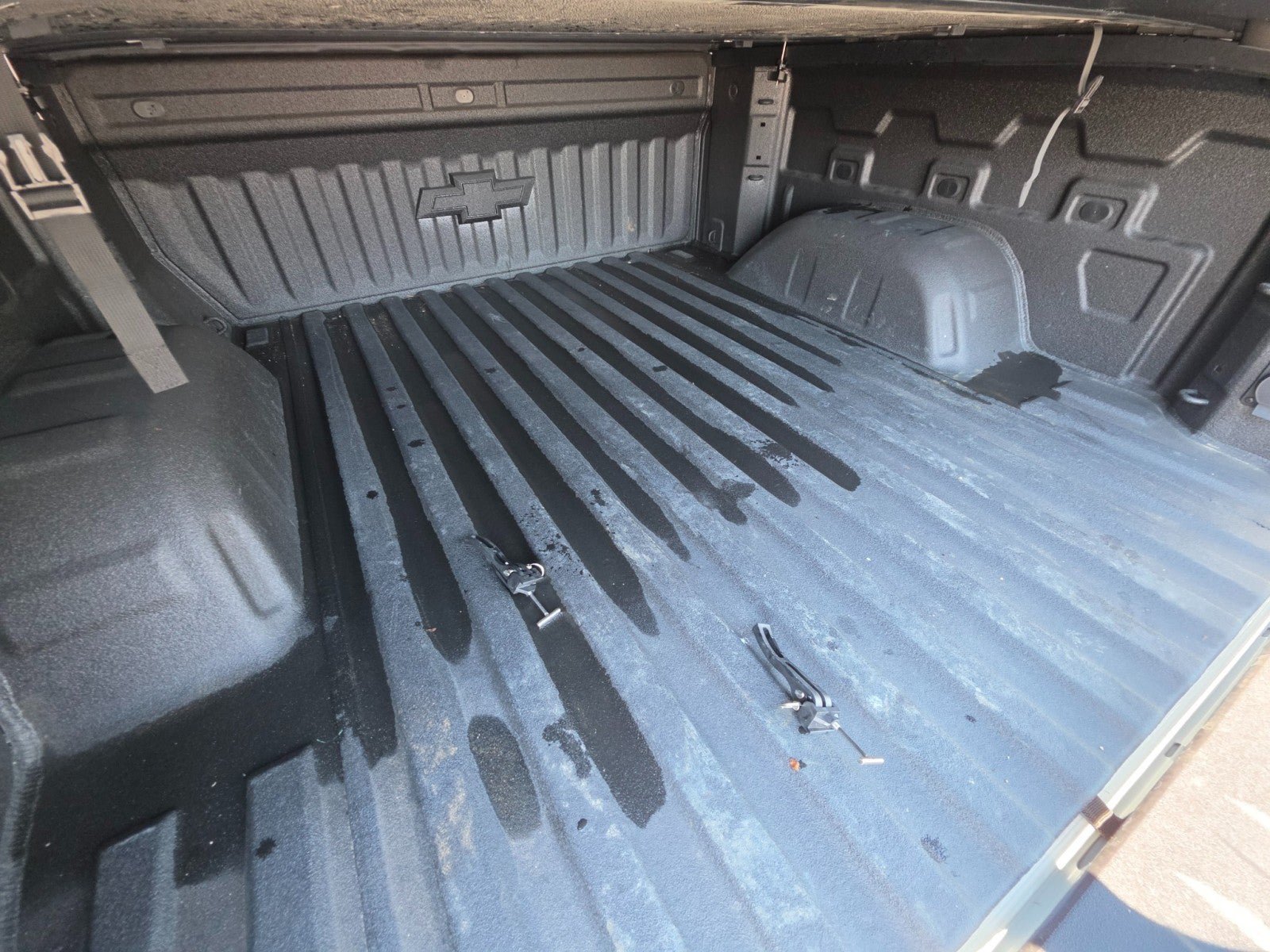 Used 2025 Chevrolet Silverado 1500 Custom Trail Boss w/ Dark Appearance Package AWD/4WD image 22