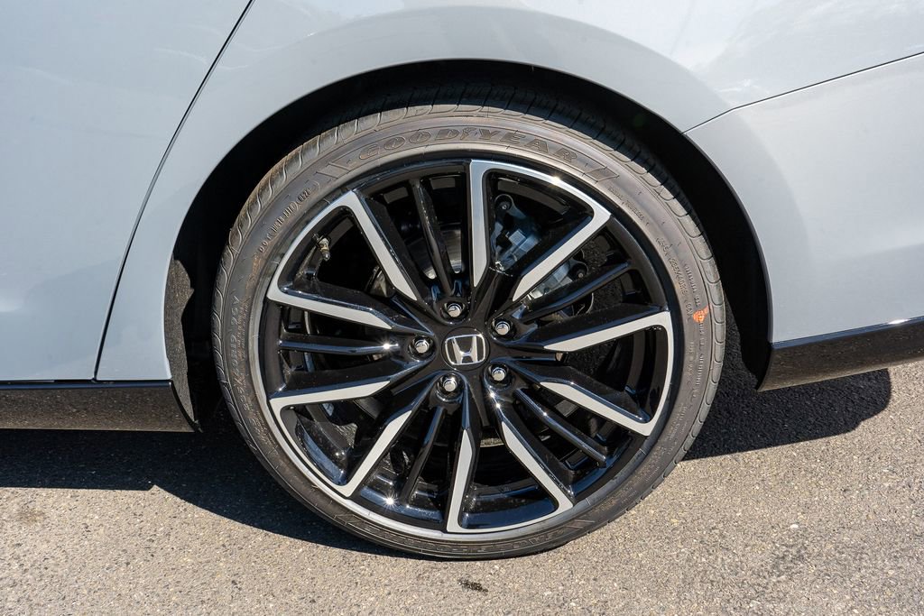 New 2026 Honda Accord Touring image 10