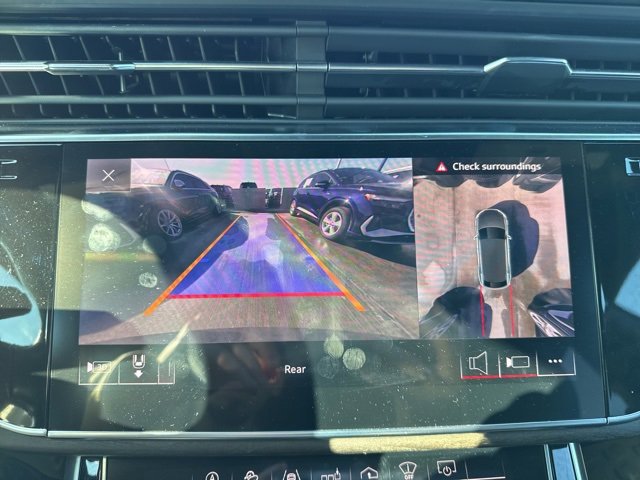 Used 2019 Audi Q8 Prestige w/ Luxury Package image 20