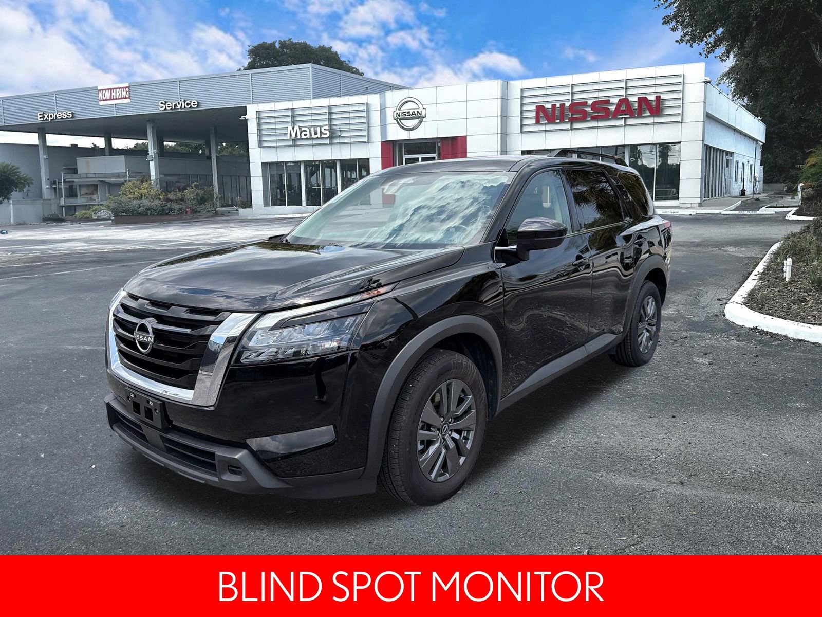 Certified 2024 Nissan Pathfinder SV AWD/4WD image 7