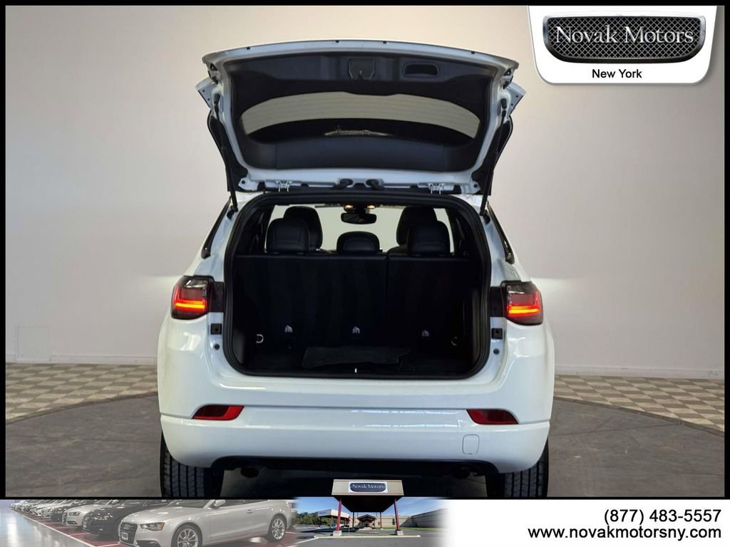 Used 2023 Jeep Compass High Altitude AWD/4WD image 9
