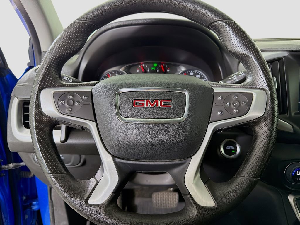 Used 2024 GMC Terrain SLE w/ Driver Convenience Package FWD image 14