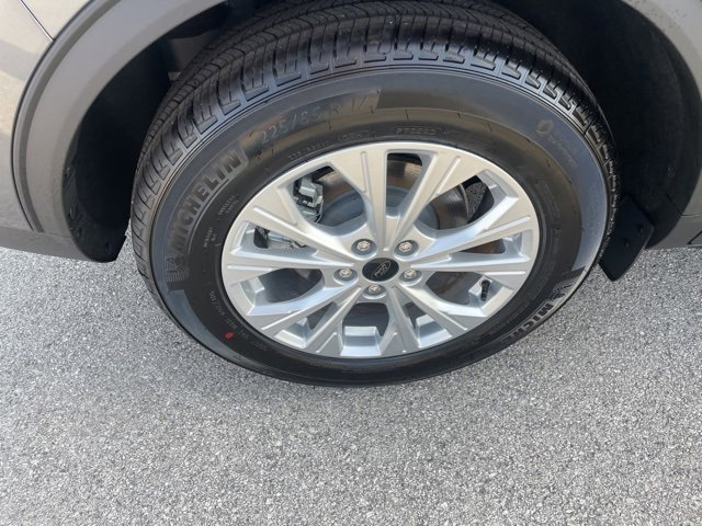 New 2026 Ford Escape Active image 15