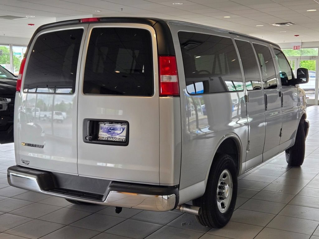 New 2026 Chevrolet Express 2500 LT w/ LT Preferred Equipment Group RWD image 10