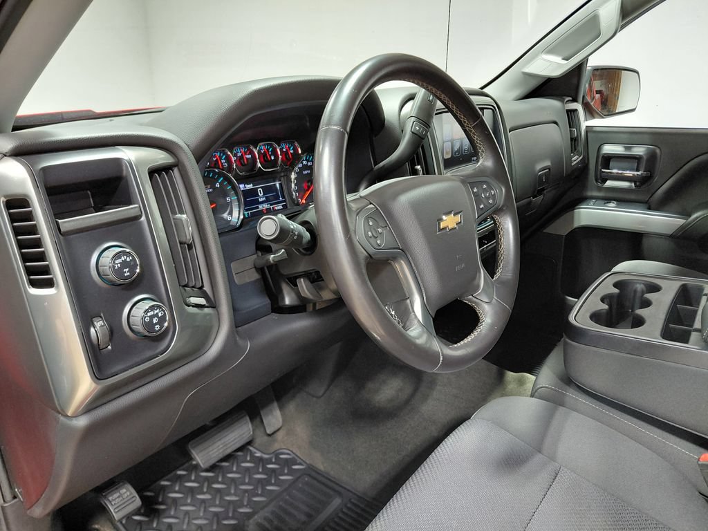Used 2018 Chevrolet Silverado 1500 LT w/ All Star Edition AWD/4WD image 28
