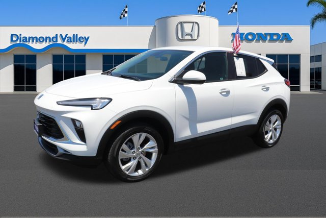 Used 2025 Buick Encore GX Preferred FWD image 3