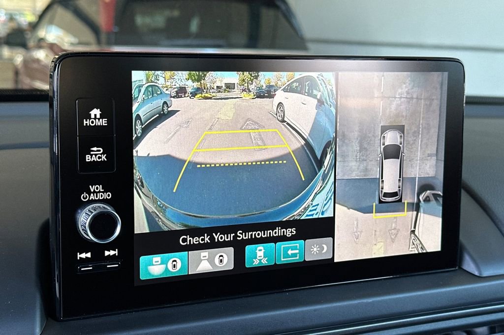 New 2025 Honda Pilot TrailSport image 23