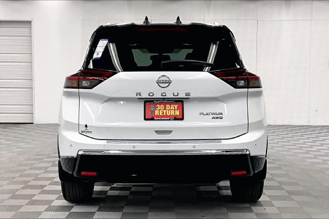 New 2025 Nissan Rogue Platinum w/ Tech Package AWD/4WD image 5