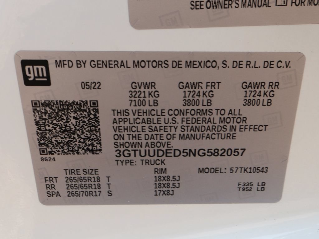 Used 2022 GMC Sierra 1500 SLT w/ SLT Convenience Package AWD/4WD image 58