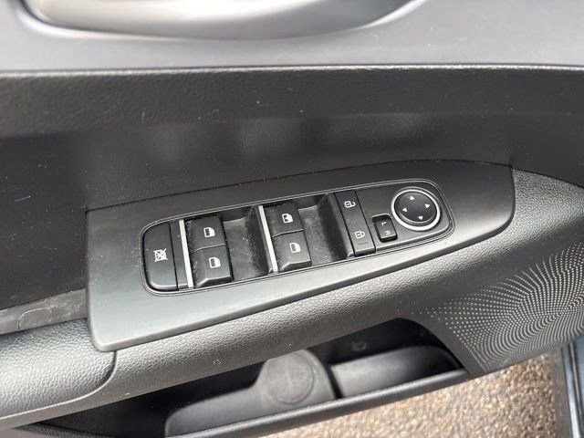 Used 2023 Kia Forte LXS w/ LXS Technology Package image 13