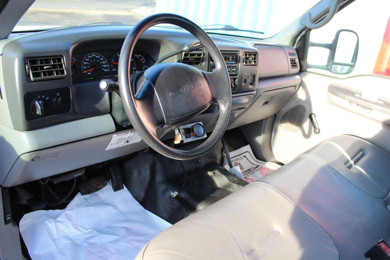Used 2002 Ford F450 XL image 12