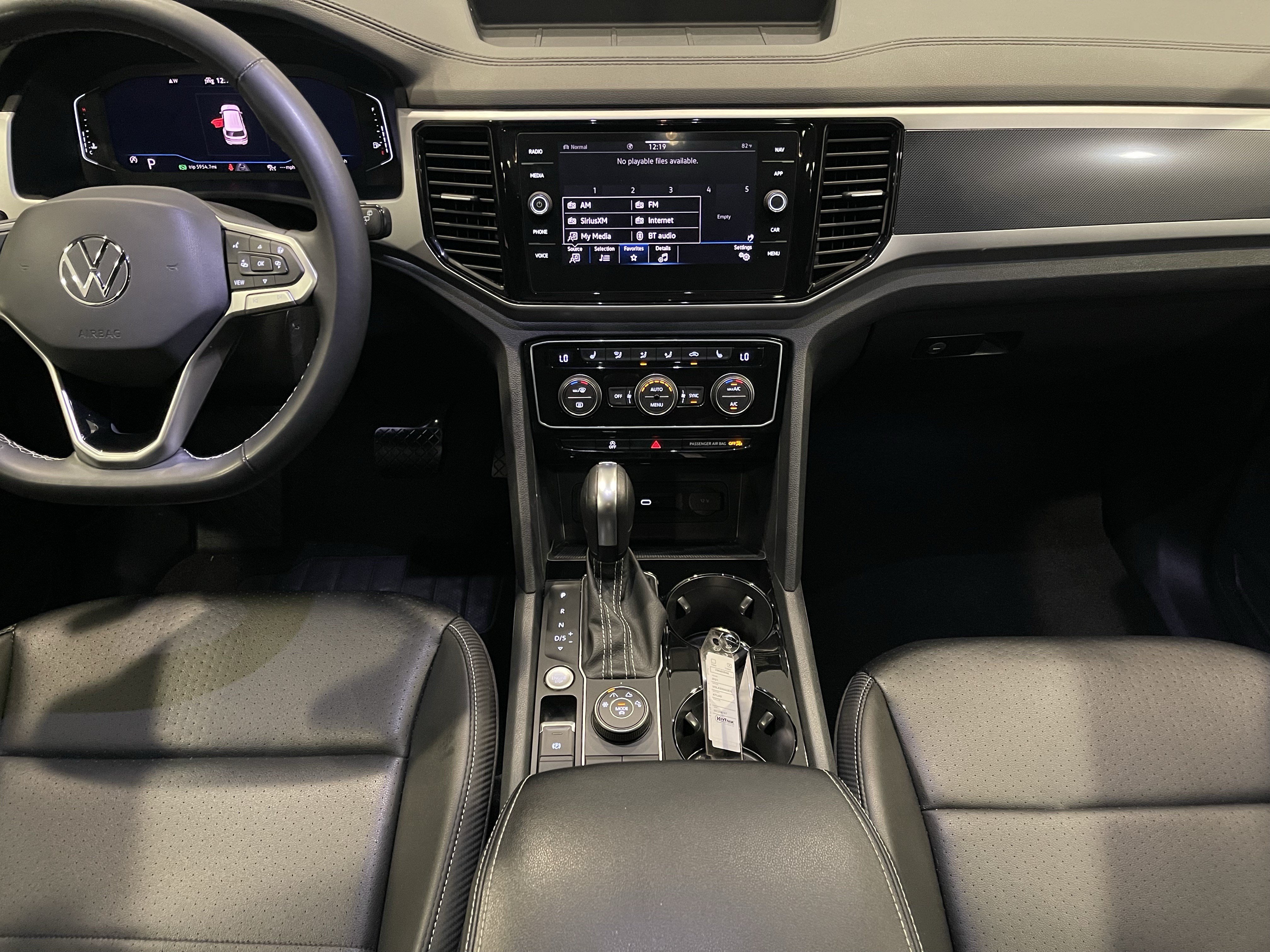 Used 2021 Volkswagen Atlas Cross Sport SEL AWD/4WD image 17