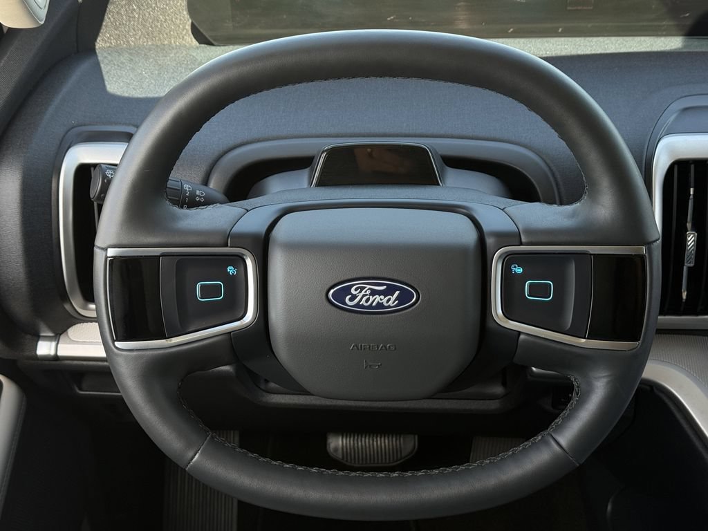 Used 2025 Ford Expedition Max Active RWD image 14