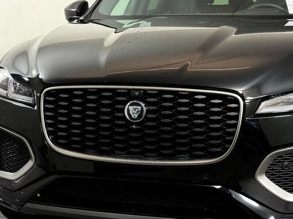 New 2026 Jaguar F-PACE R-Dynamic S AWD/4WD image 11