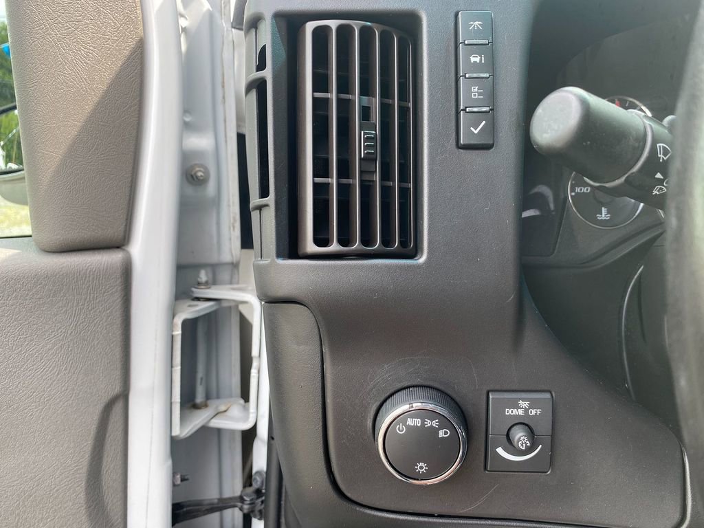 Used 2020 Chevrolet Express 2500 LS w/ Driver Convenience Package image 12