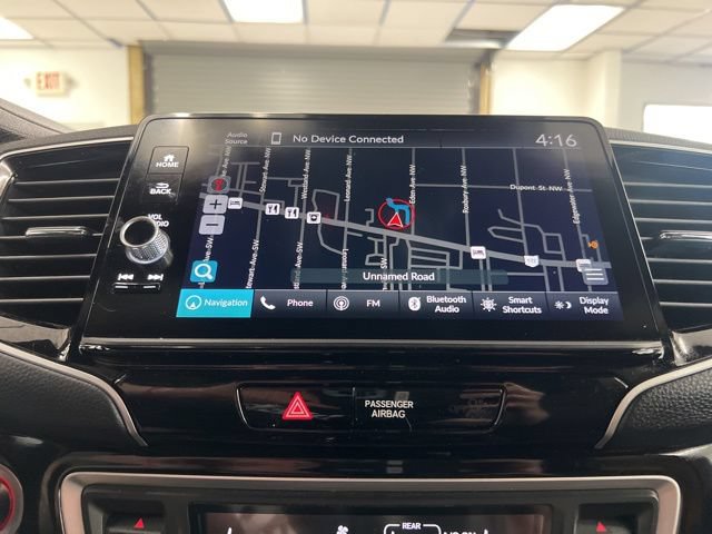 Used 2025 Honda Ridgeline Black Edition image 32