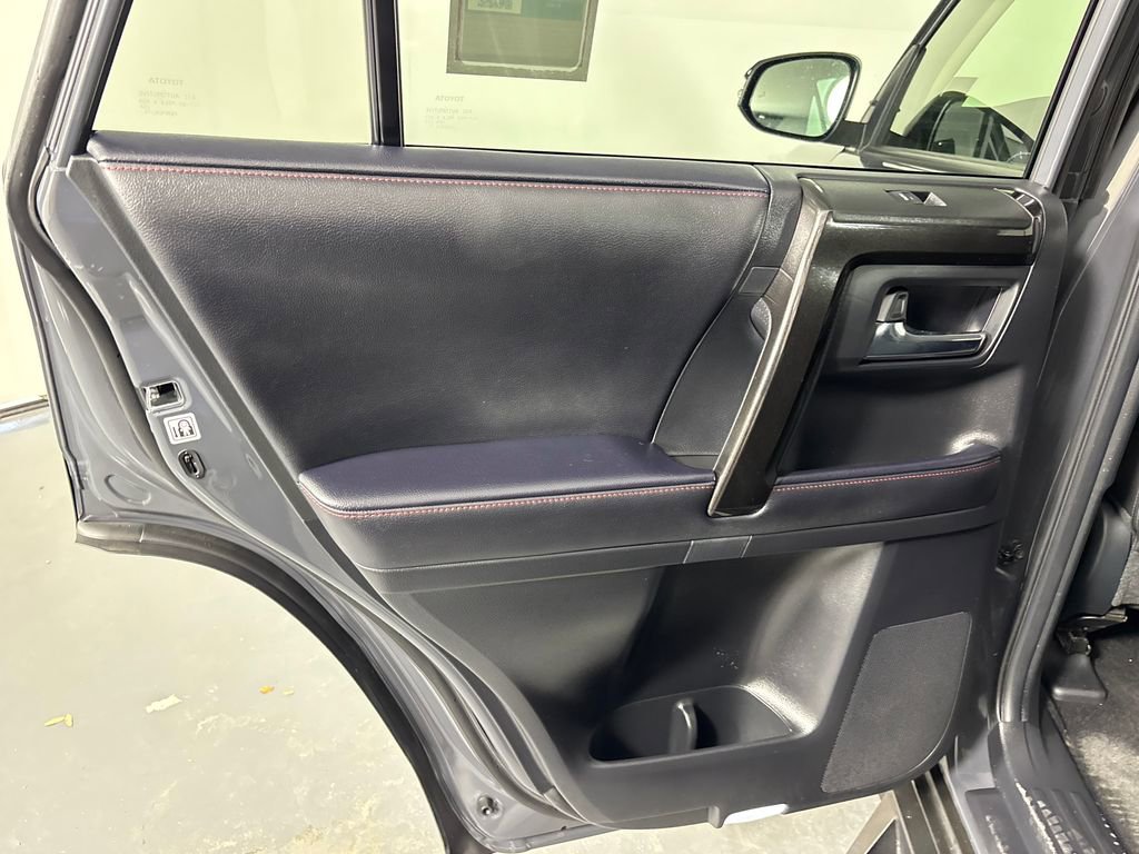 Certified 2024 Toyota 4Runner TRD Off-Road Premium w/ Moonroof Package AWD/4WD image 28