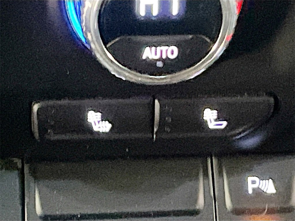 Used 2023 GMC Sierra 3500 SLE w/ SLE Convenience Package image 20