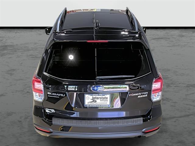 Used 2017 Subaru Forester 2.5i Premium AWD/4WD image 3