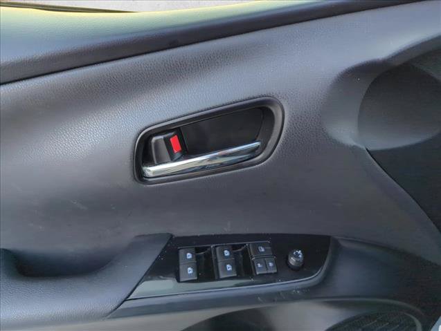 Used 2017 Toyota Prius Three Touring w/ Carpet Mat Package FWD image 11