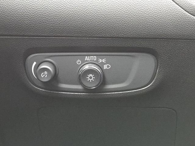 Used 2024 Buick Encore GX Sport Touring image 10