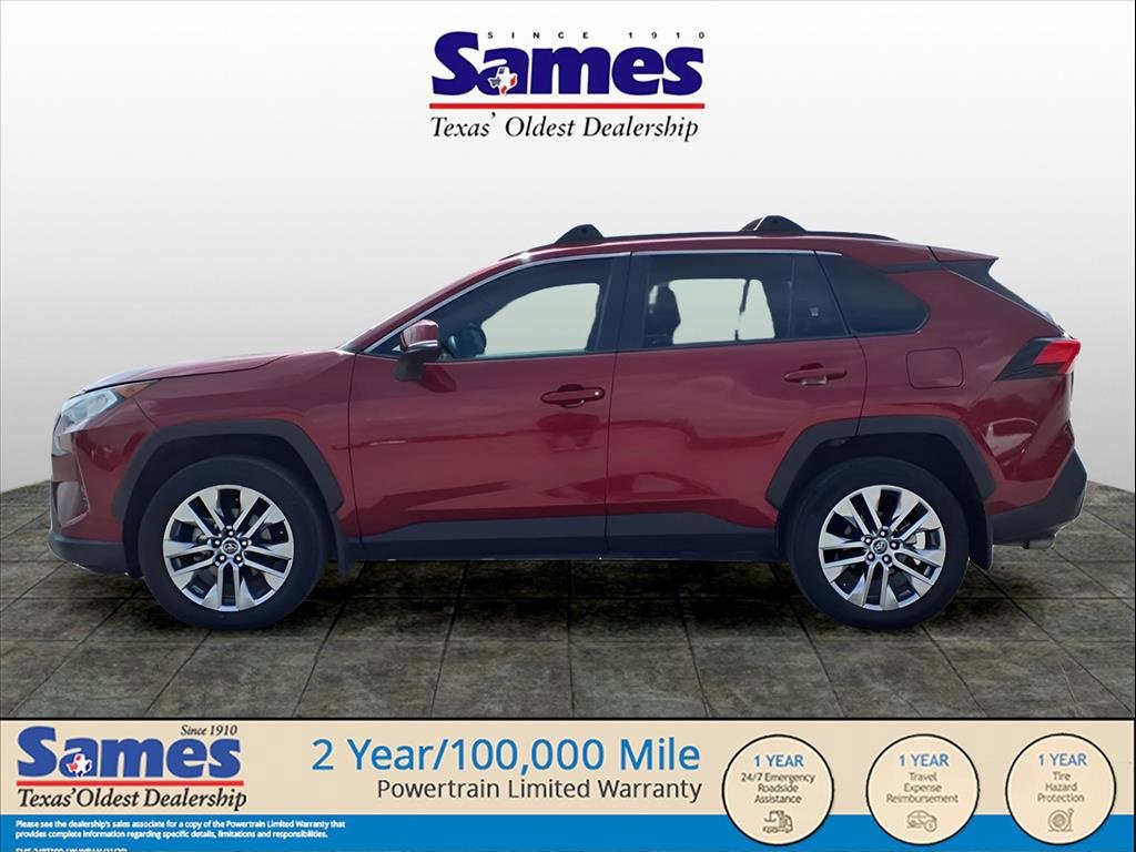 Used 2020 Toyota RAV4 XLE Premium image 4