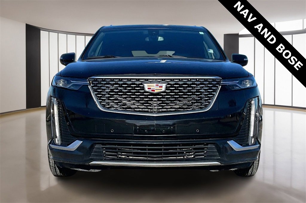 Used 2023 Cadillac XT6 Premium Luxury image 3