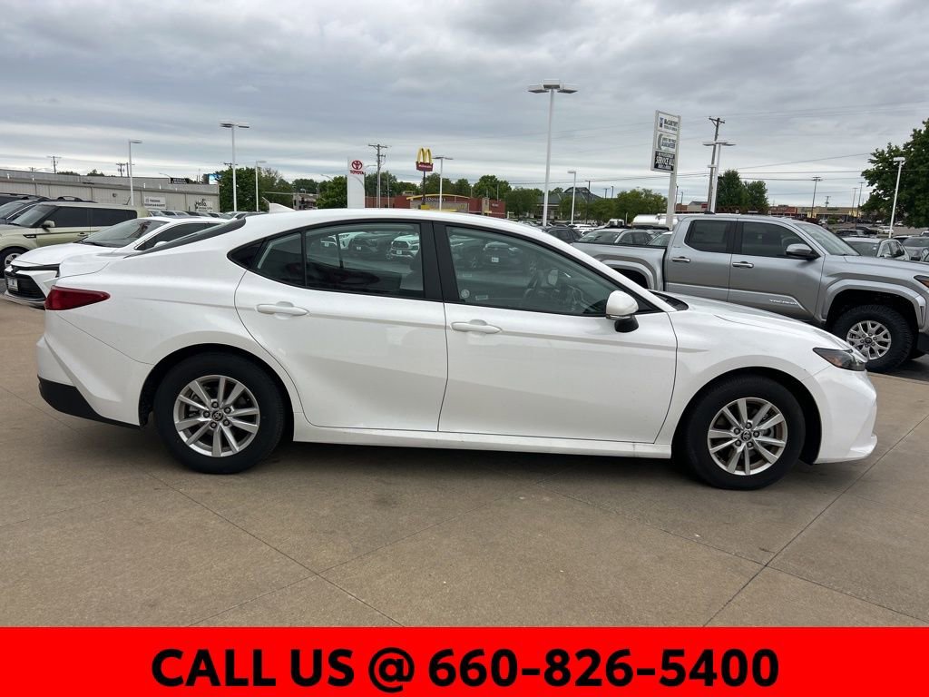 Used 2026 Toyota Camry LE FWD image 4