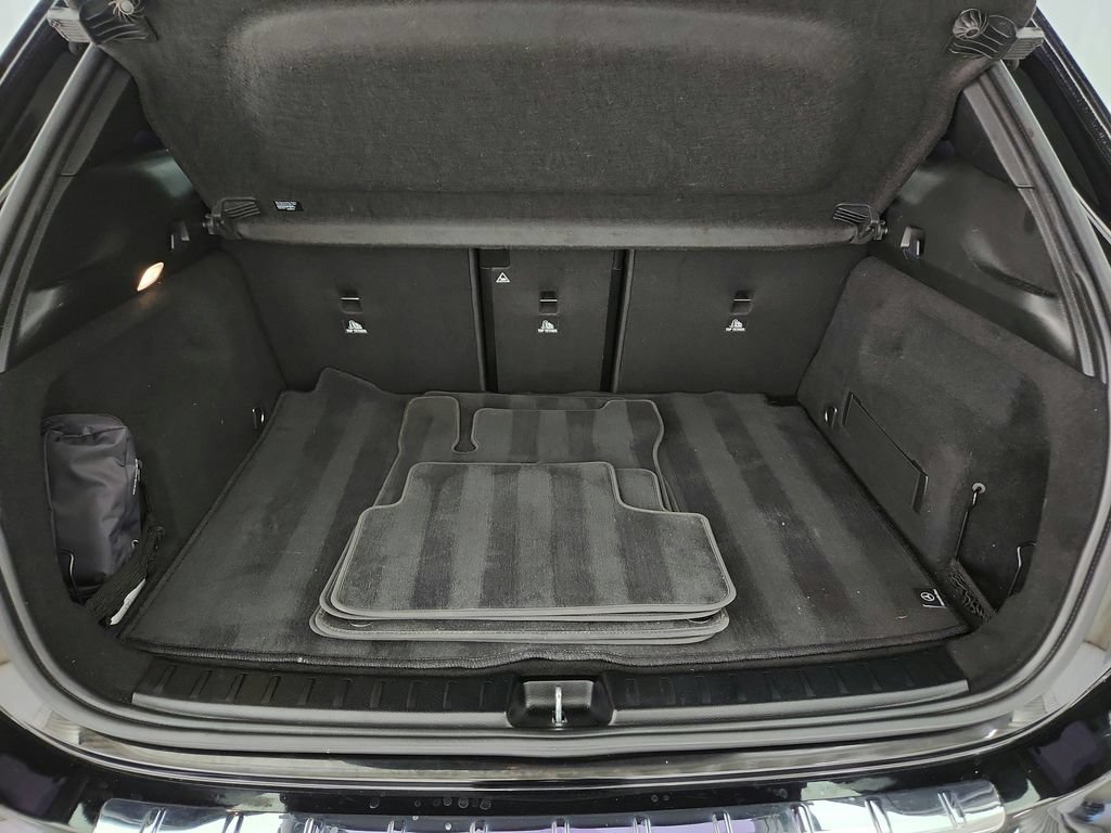 Used 2022 Mercedes-Benz GLA 35 AMG 4MATIC image 32