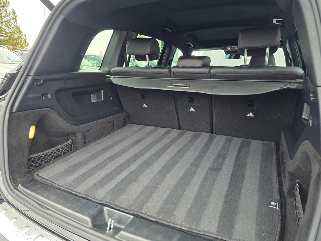 Used 2022 Mercedes-Benz GLB 35 AMG 4MATIC image 23