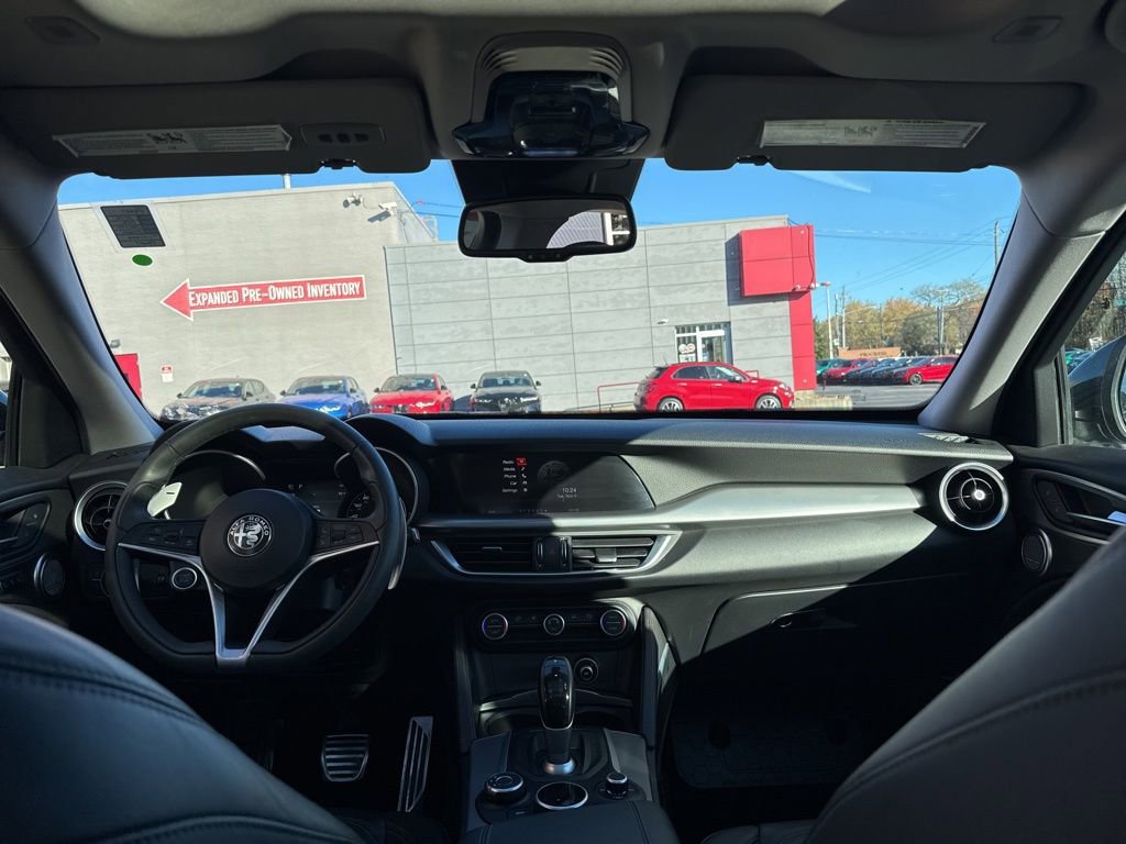 Used 2019 Alfa Romeo Stelvio Sport w/ Quick Order Package 22J Sport image 27