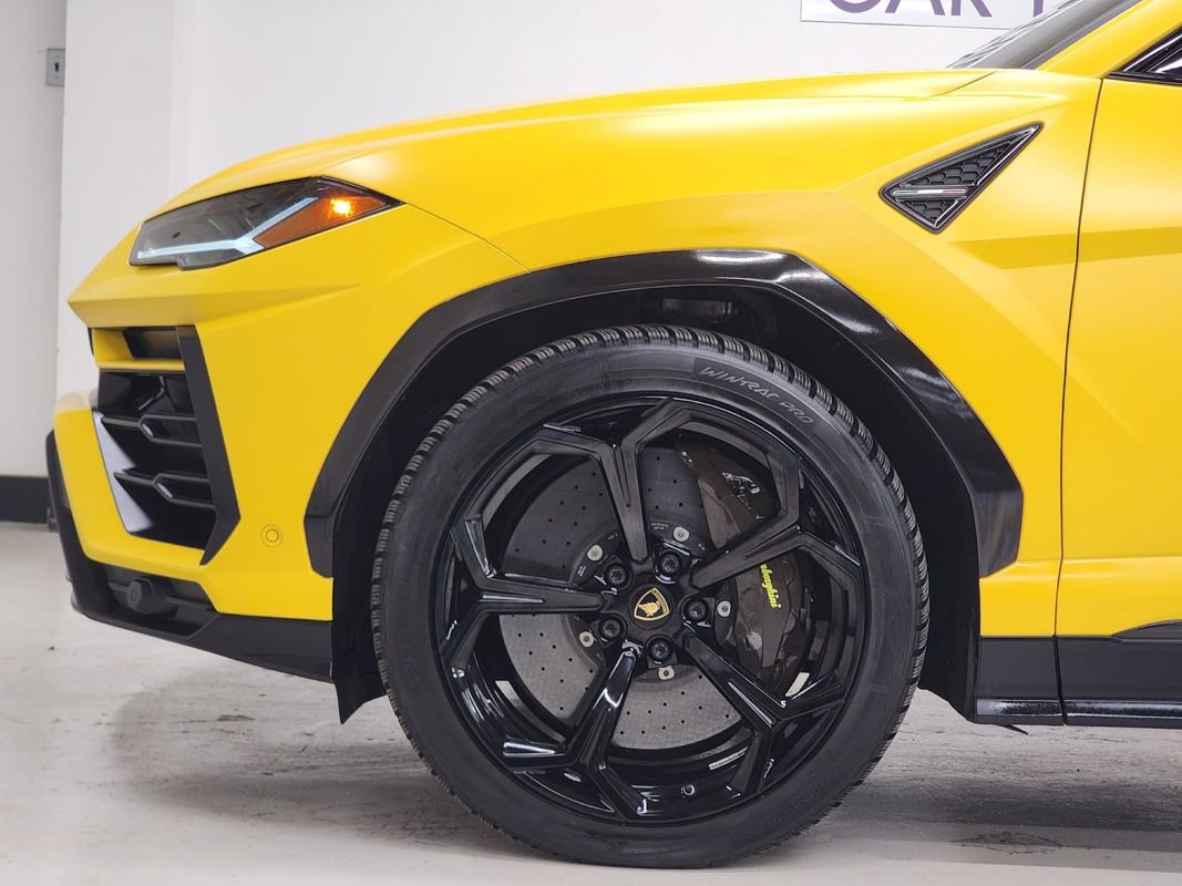 Used 2019 Lamborghini Urus image 36