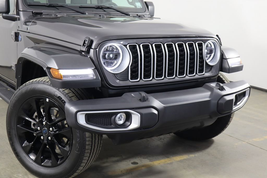 Used 2025 Jeep Wrangler Unlimited Sahara image 48