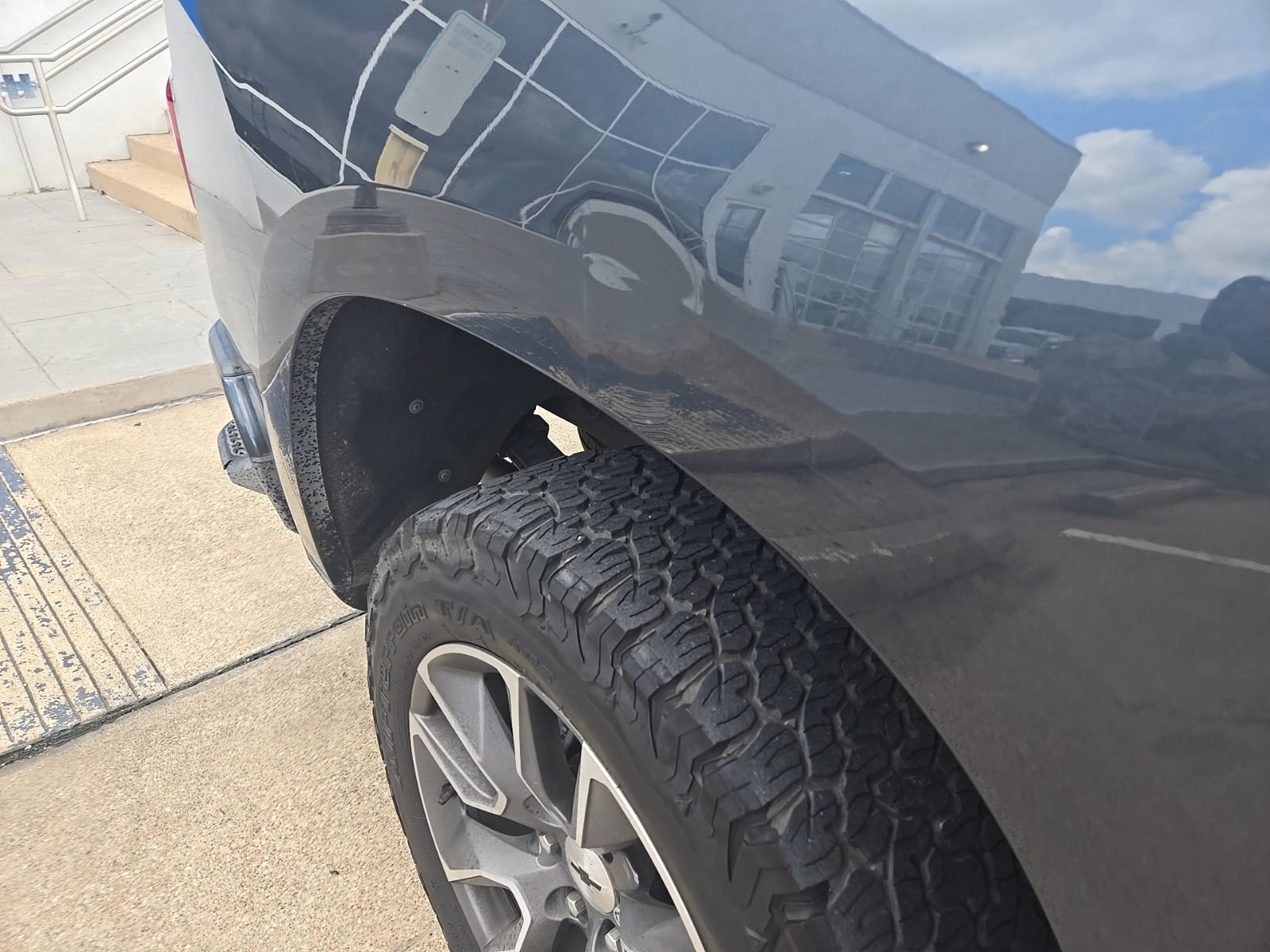 Used 2019 Chevrolet Silverado 1500 RST AWD/4WD image 17