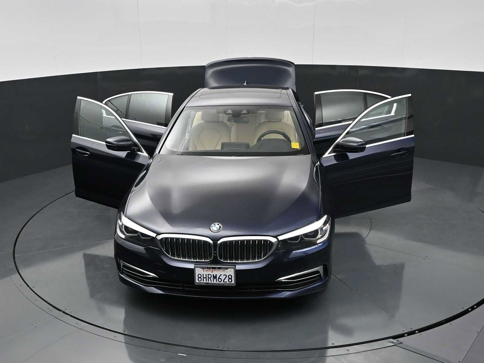 Used 2019 BMW 530e w/ Luxury Package RWD image 33