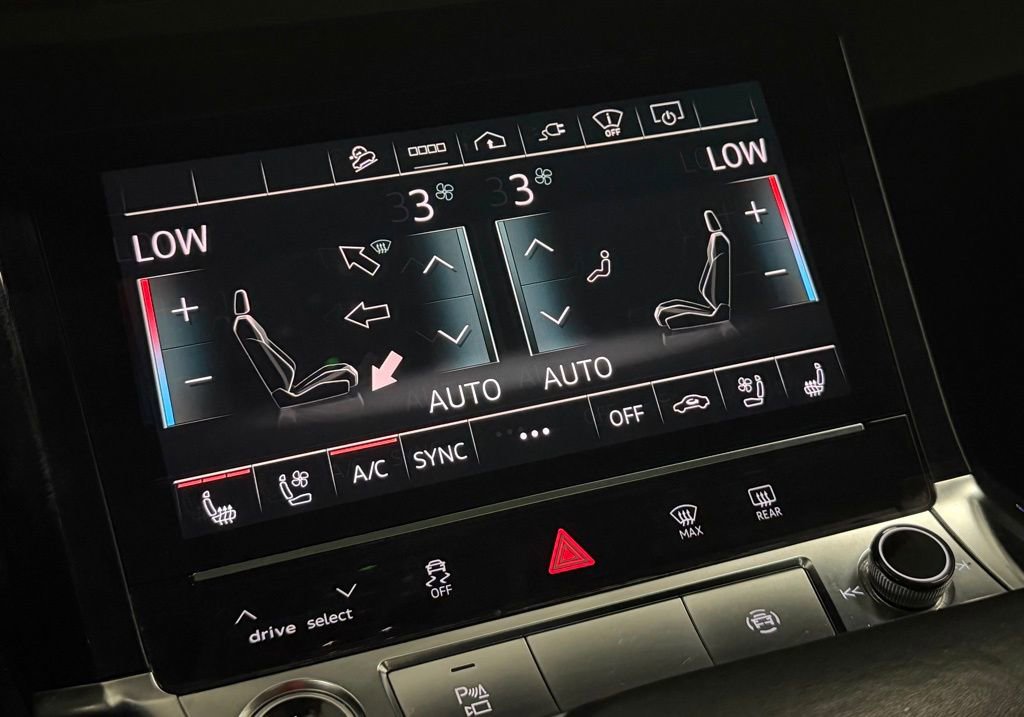 Used 2021 Audi e-tron Prestige AWD/4WD image 20