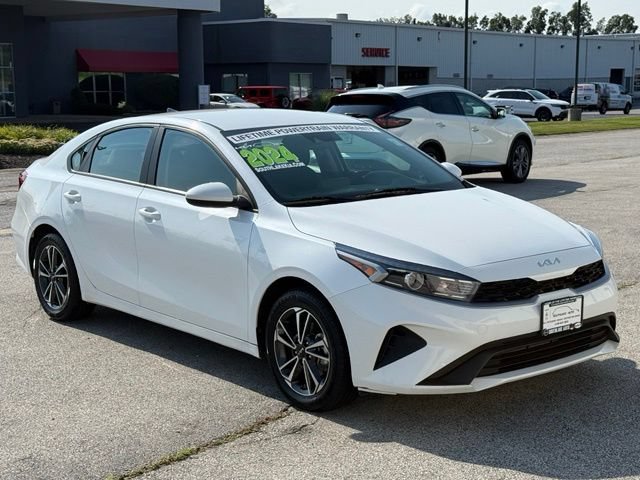 Certified 2024 Kia Forte LXS FWD image 9