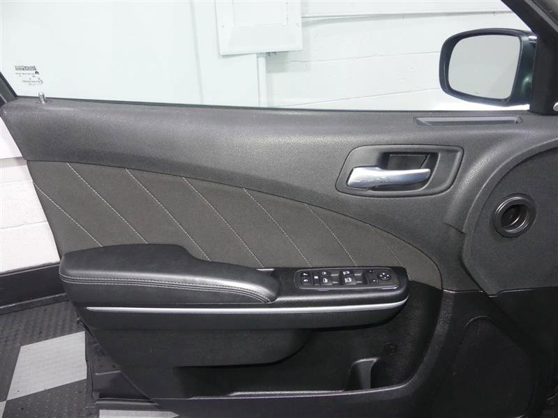 Used 2023 Dodge Charger SXT image 16