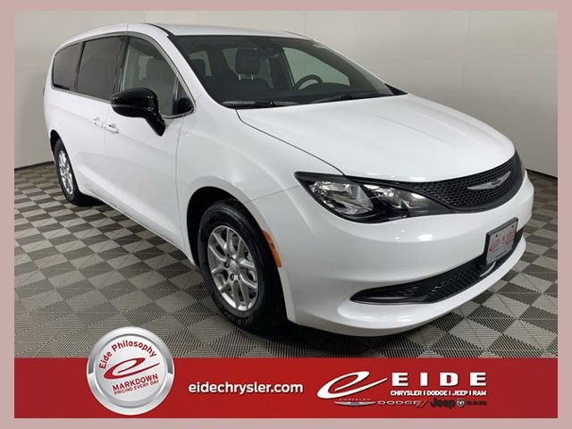 New 2026 Chrysler Voyager LX