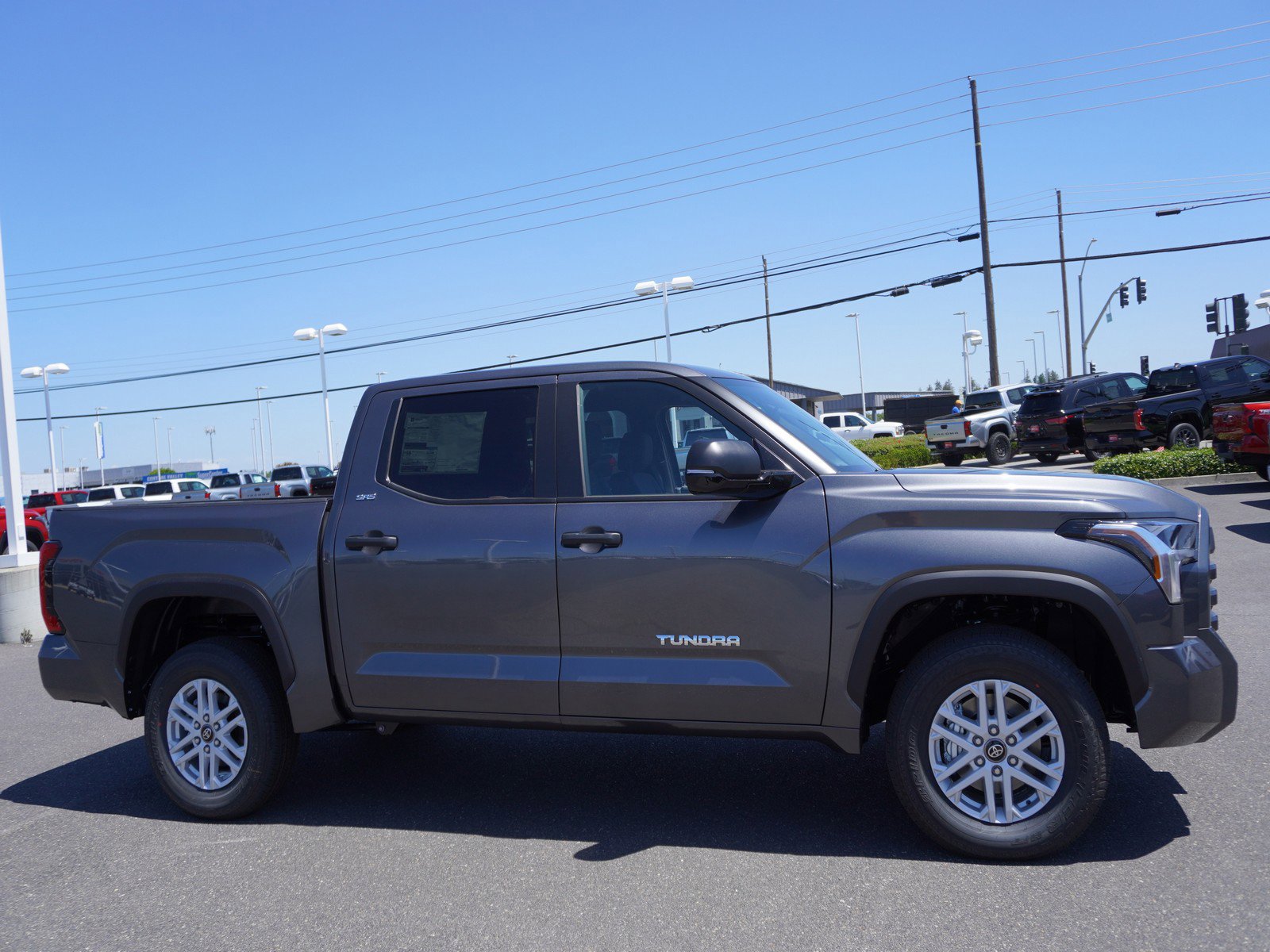 New 2026 Toyota Tundra SR5 AWD/4WD image 4