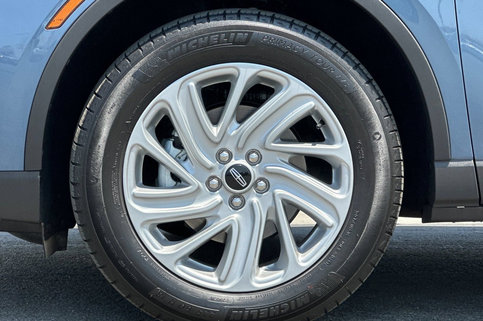 Certified 2025 Lincoln Corsair FWD image 26