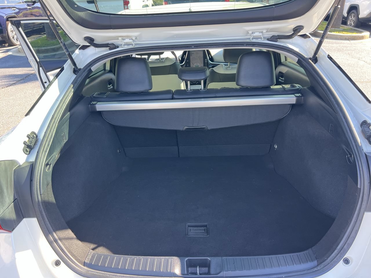 Used 2020 Toyota Prius Limited FWD image 34