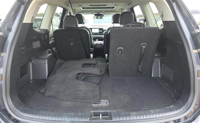 Used 2025 Kia Telluride S image 16