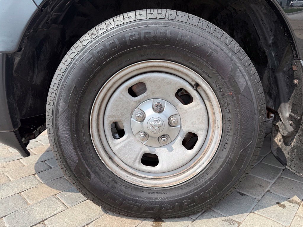 Used 2019 RAM 1500 Tradesman RWD image 9